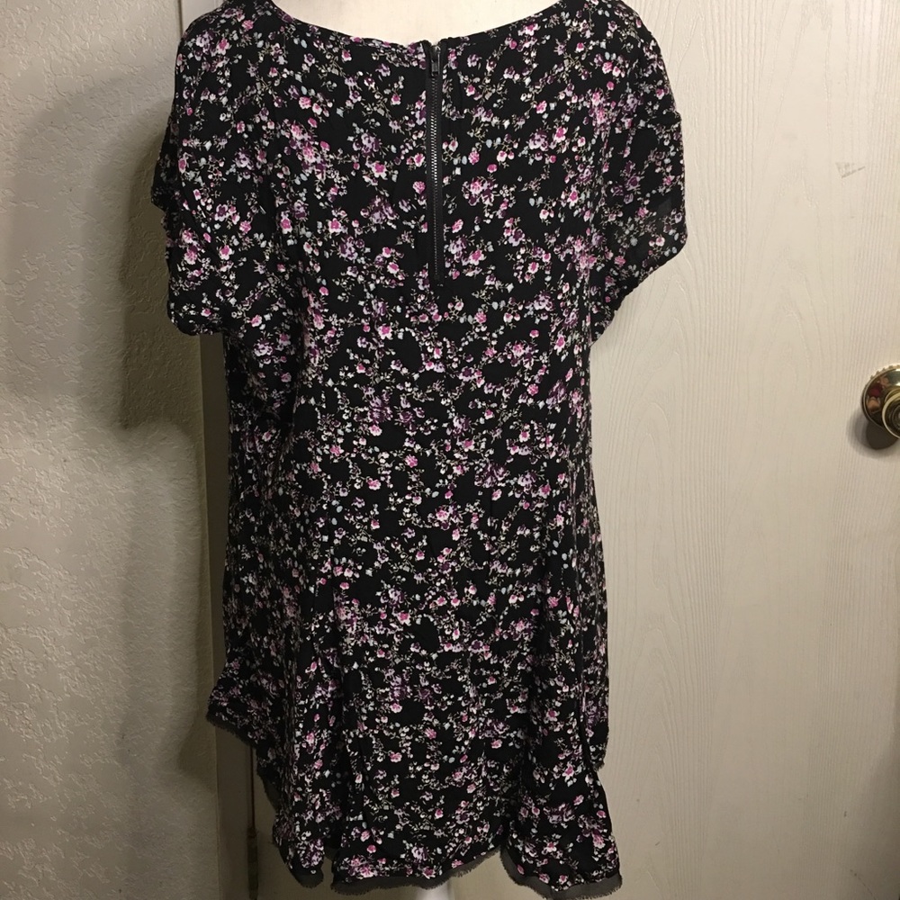 Torrid Floral Challis Tunic Top Size 0 - Picture 2 of 6